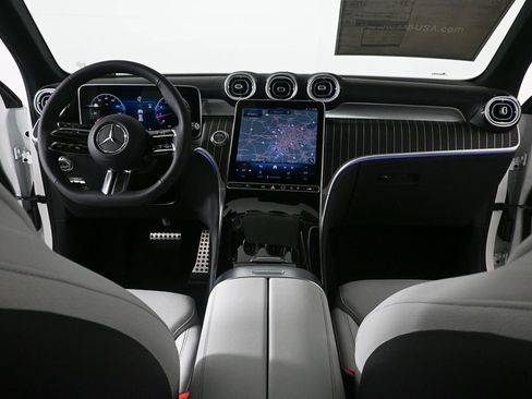 New 2026 Mercedes-Benz GLC 300 image 16