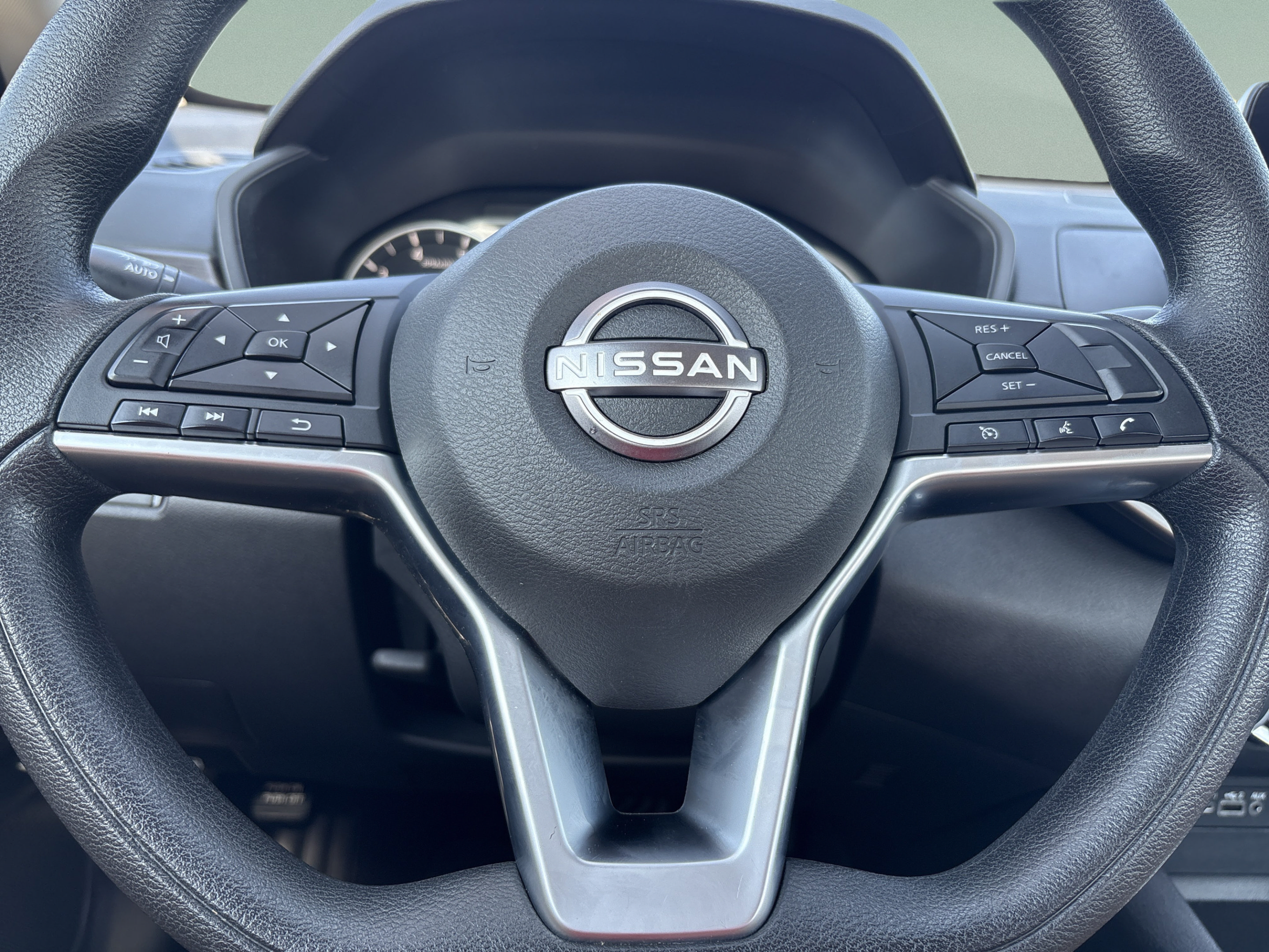 Used 2025 Nissan Altima 2.5 SV FWD image 26