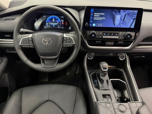 Used 2026 Toyota Grand Highlander XLE image 22