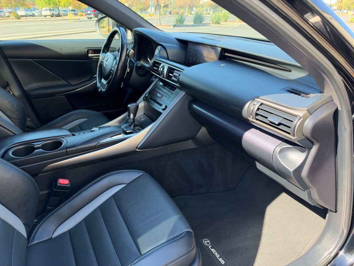 Used 2020 Lexus IS 300 F Sport w/ Blackline Edition RWD image 20