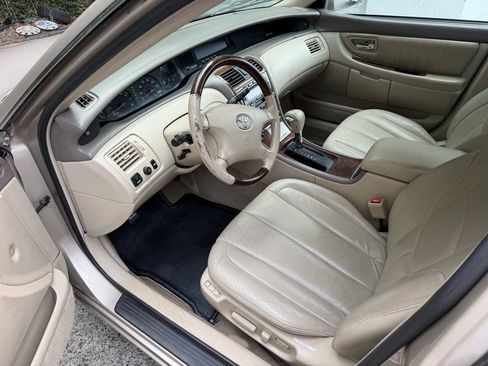 Used 2003 Toyota Avalon XLS FWD image 11
