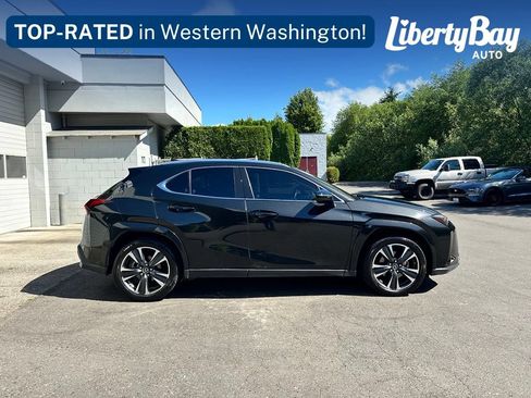 Used 2023 Lexus UX 250h AWD w/ Premium Package image 8