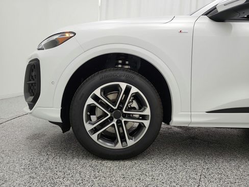 New 2026 Audi Q5 2.0T AWD/4WD image 13