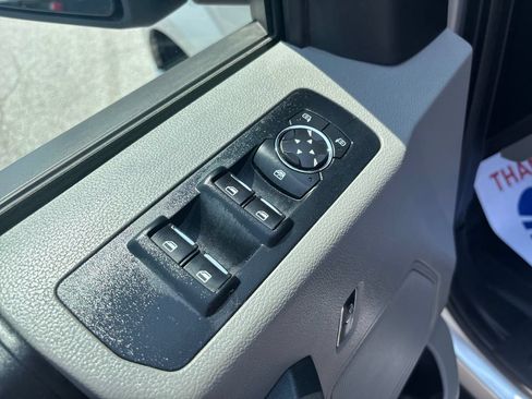 Used 2017 Ford F150 XL w/ Equipment Group 101A Mid AWD/4WD image 16