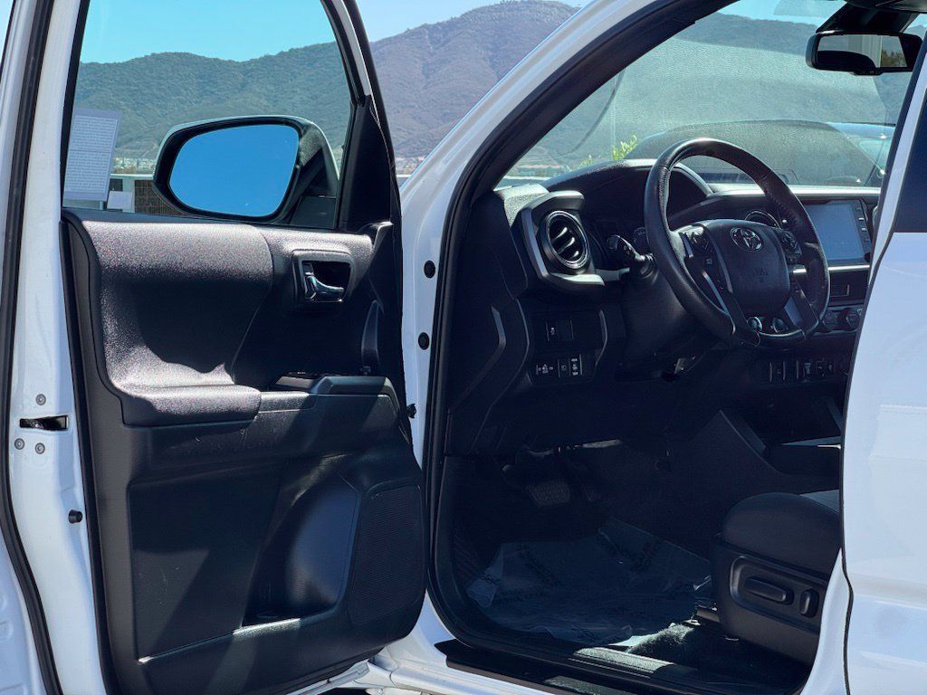 Used 2023 Toyota Tacoma TRD Sport w/ Black Out Package (TMS) AWD/4WD image 7