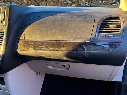 Used 2019 Dodge Grand Caravan SE image 15