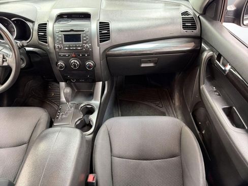 Used 2011 Kia Sorento LX w/ Convenience Pkg AWD/4WD image 25