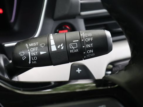 Used 2025 Honda Pilot EX-L image 25