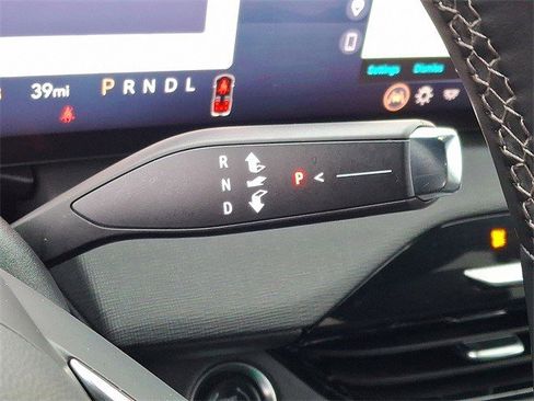 Certified 2025 Buick Enclave Preferred image 13