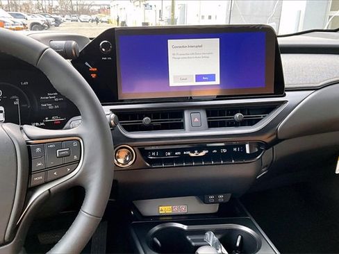 New 2025 Lexus UX 300h 300h Premium image 7