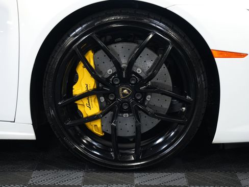 Used 2015 Lamborghini Huracan LP 610-4 image 53