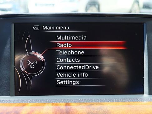 Used 2017 BMW 320i Sedan image 47