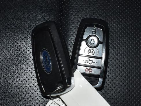 Used 2023 Ford F150 Lariat image 29