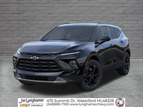 New 2026 Chevrolet Blazer LT w/ Convenience Package AWD/4WD image 8