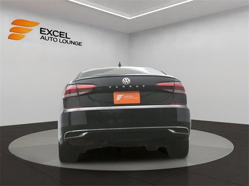Used 2020 Volkswagen Passat 2.0T SEL image 35