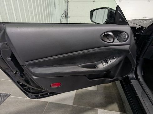 Used 2024 Nissan Z Performance RWD image 8