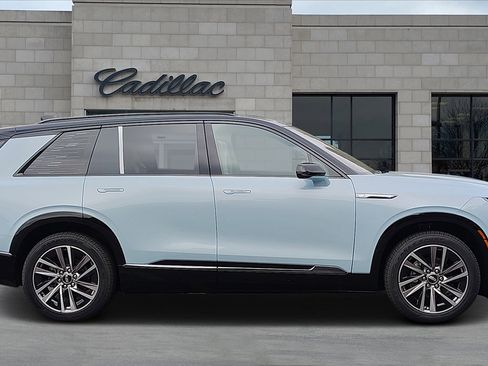 New 2026 Cadillac Vistiq Sport w/ LPO, Floor Liner Package image 2