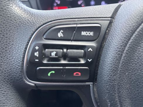 Used 2017 Kia Optima LX FWD image 14