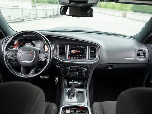 Used 2020 Dodge Charger Scat Pack RWD image 12