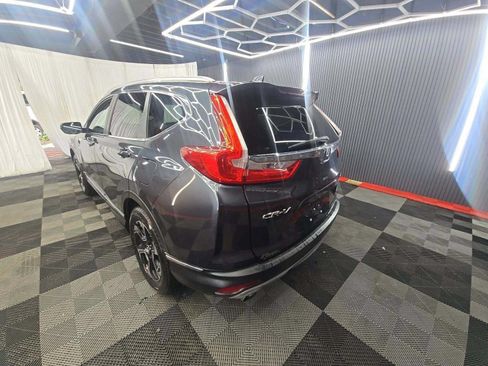 Used 2017 Honda CR-V Touring image 2