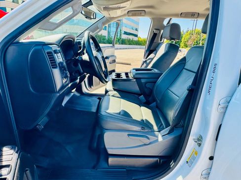 Used 2019 Chevrolet Silverado 2500 W/T w/ Snow Plow Prep Package image 28