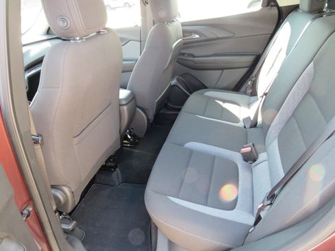 Used 2023 Chevrolet TrailBlazer LS AWD/4WD image 7