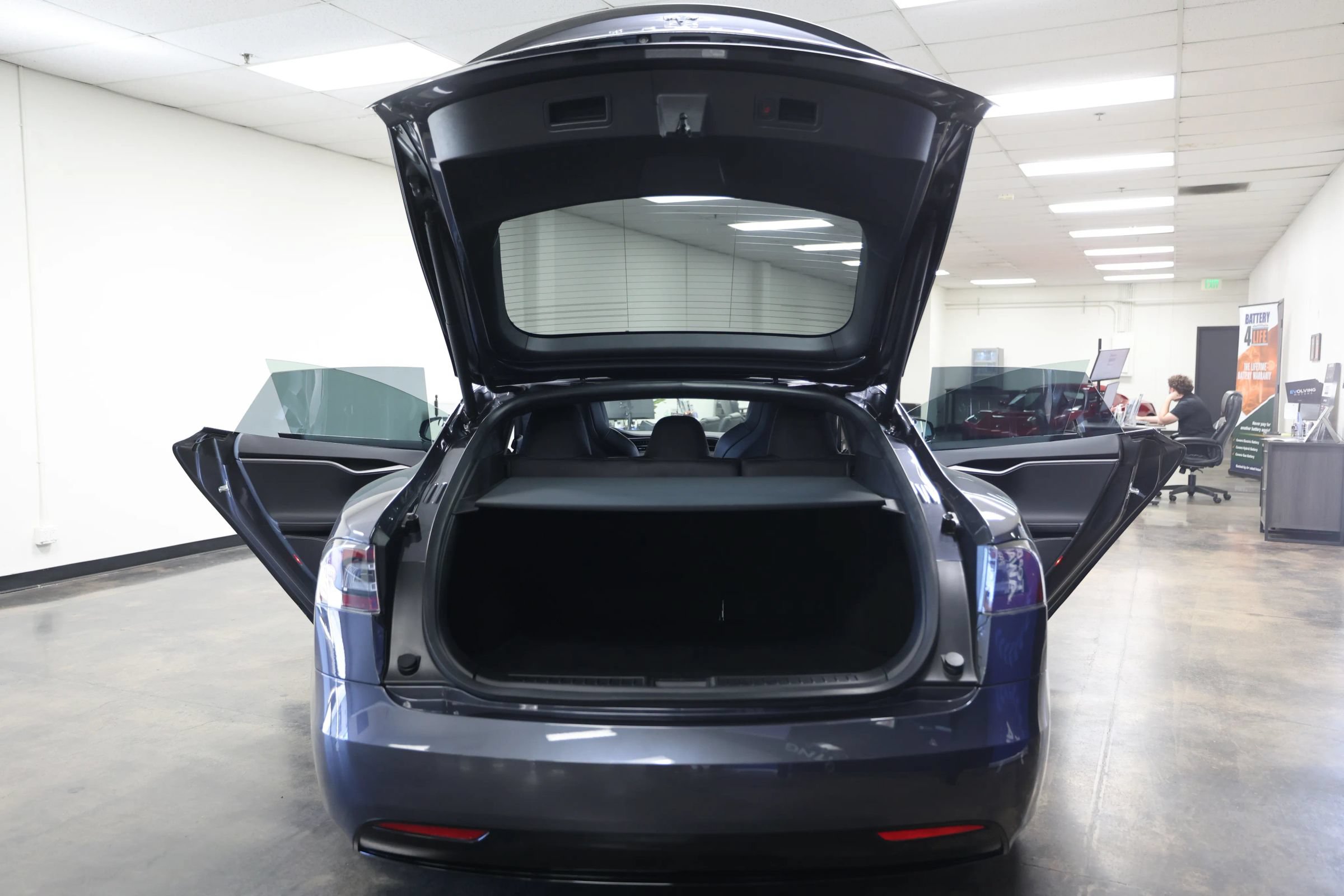 Used 2019 Tesla Model S Performance AWD/4WD image 49