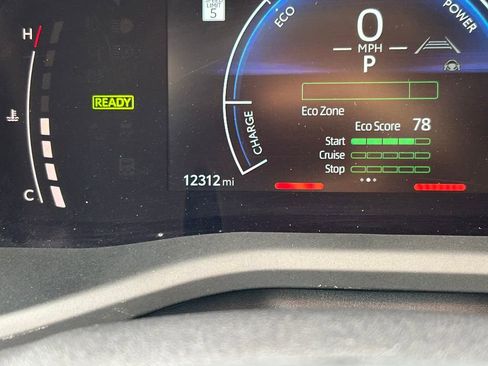 Certified 2025 Toyota Camry SE FWD image 34
