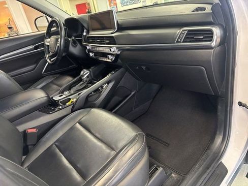 Used 2022 Kia Telluride S image 14