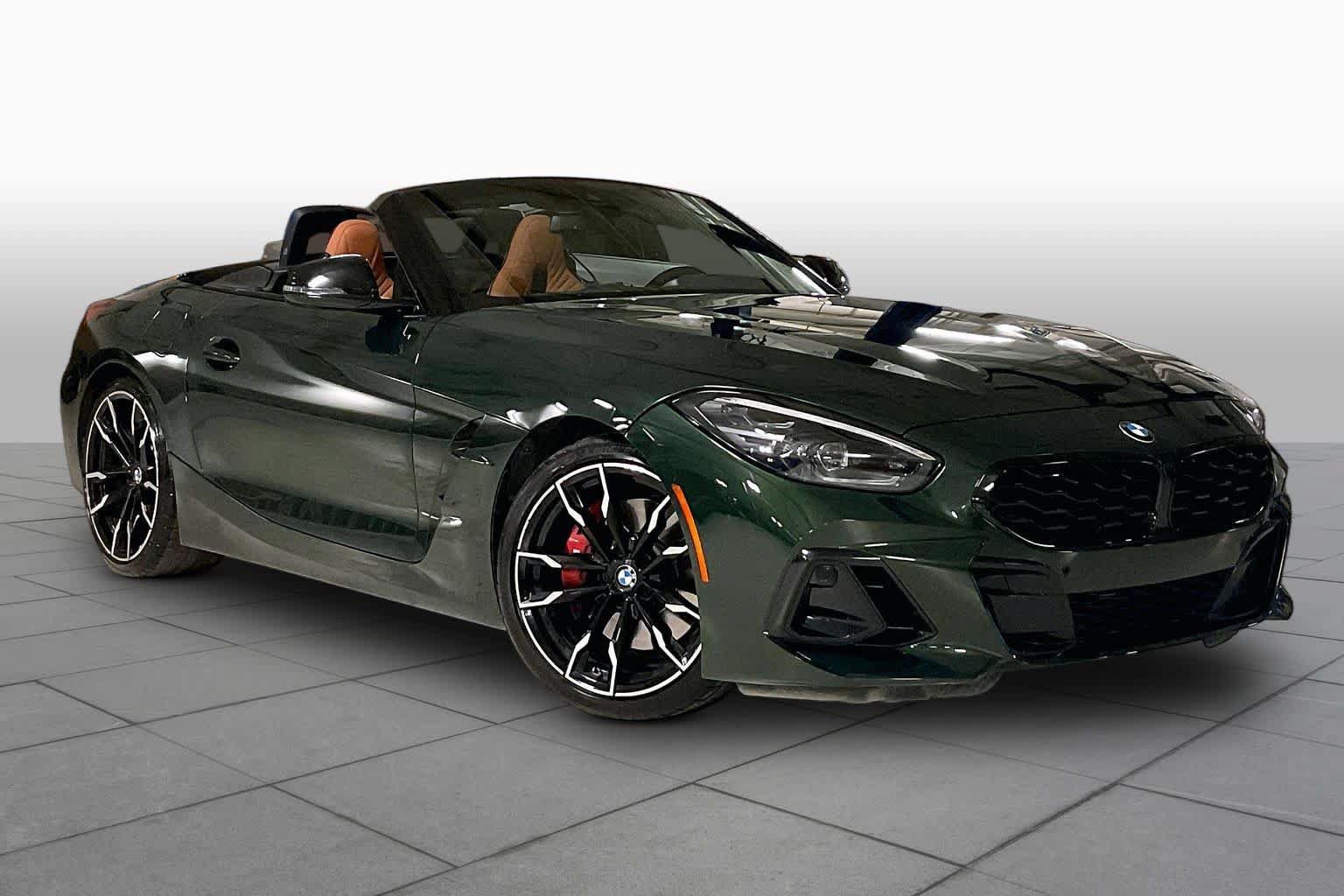 Used 2025 BMW Z4 M40i w/ Edition RWD image 2