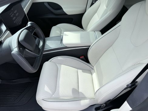 Used 2023 Tesla Model X Plaid AWD/4WD image 22