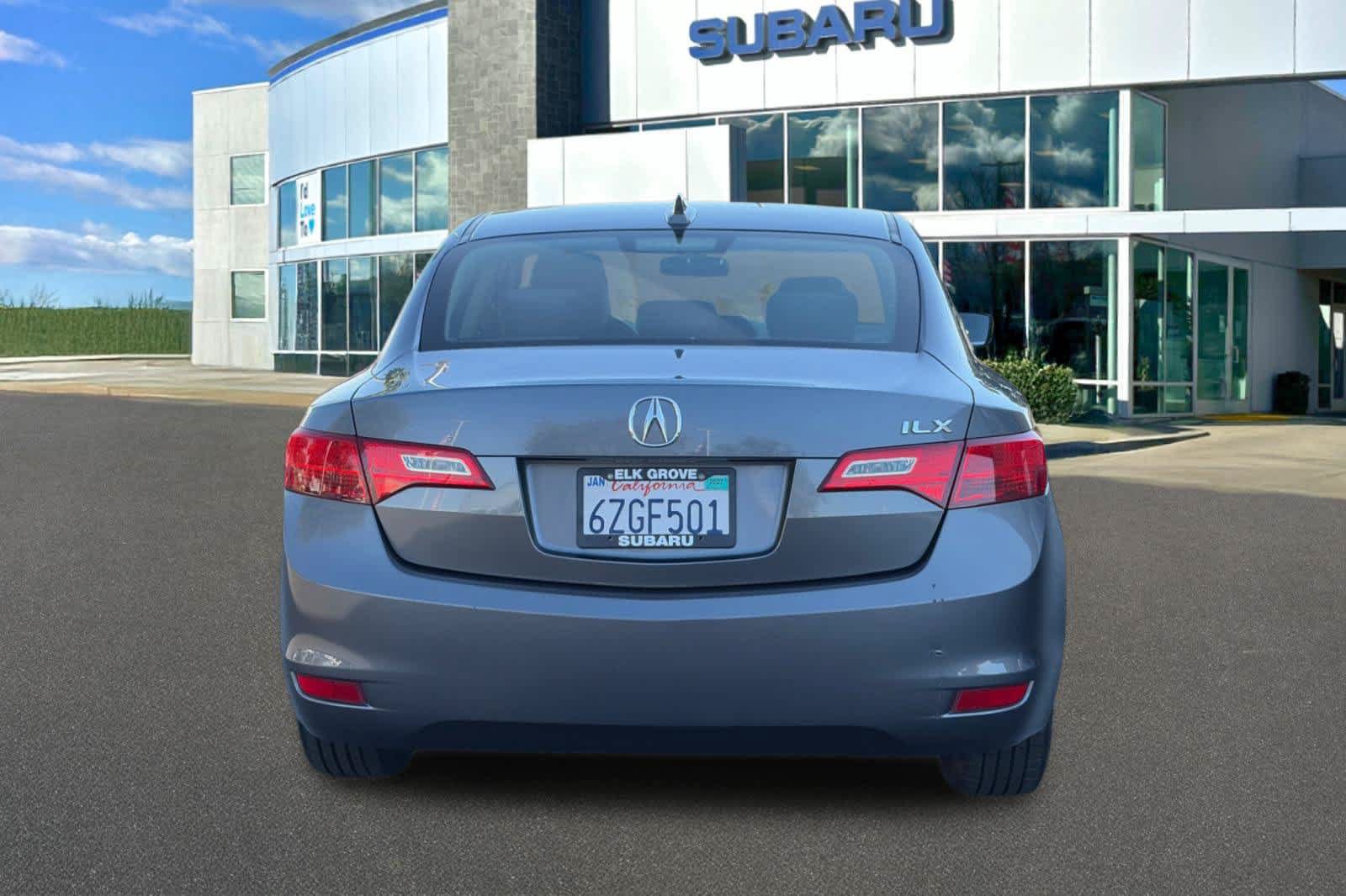 Used 2013 Acura ILX FWD image 7
