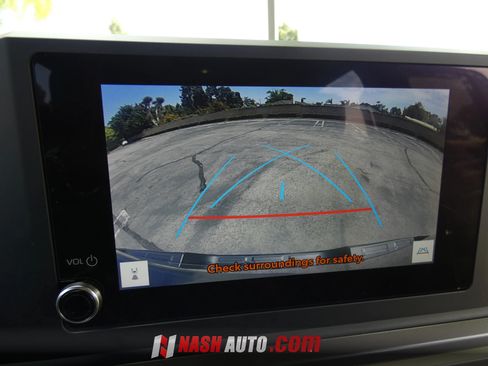 Used 2025 Toyota Tacoma TRD Sport AWD/4WD image 63