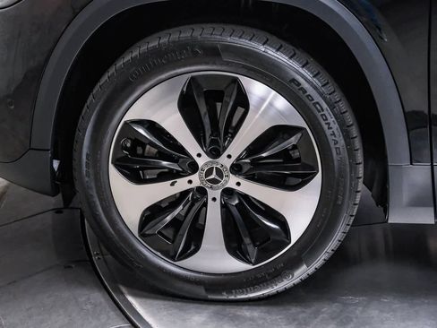 Certified 2025 Mercedes-Benz GLA 250 image 10