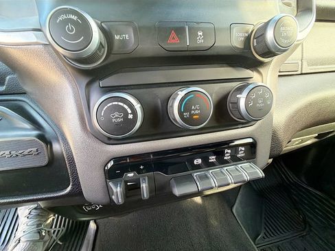 Used 2023 RAM 2500 Big Horn w/ Level 1 Equipment Group AWD/4WD image 36