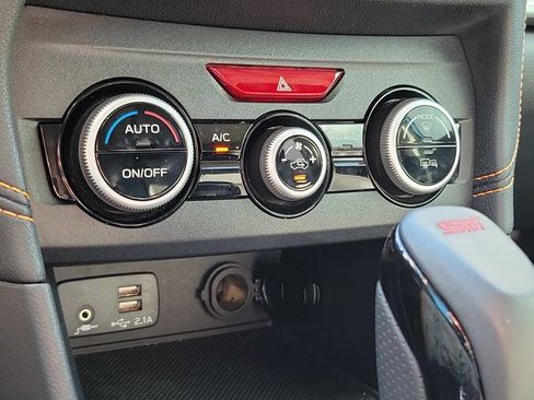 Used 2021 Subaru Crosstrek 2.5i Limited w/ Moonroof Package 2 image 32