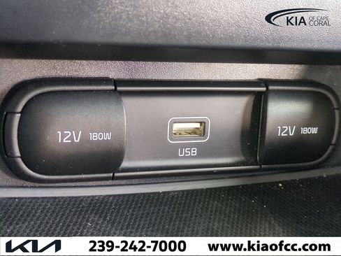 Certified 2022 Kia Soul LX image 19
