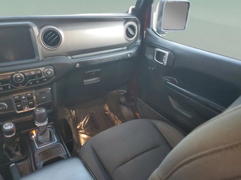 Used 2021 Jeep Wrangler Unlimited Sport w/ Sun And Sound Package AWD/4WD image 11