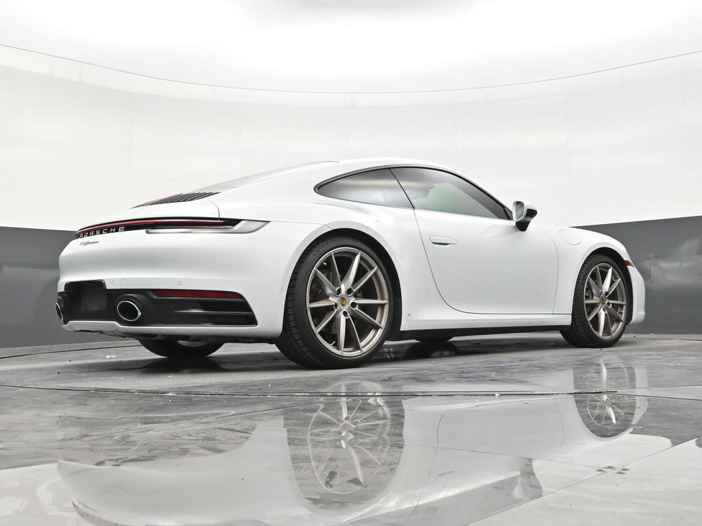 Used 2022 Porsche 911 Carrera RWD image 24