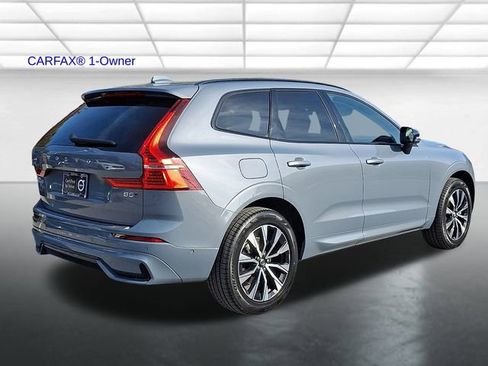 Certified 2023 Volvo XC60 B5 Plus w/ Climate Package image 8