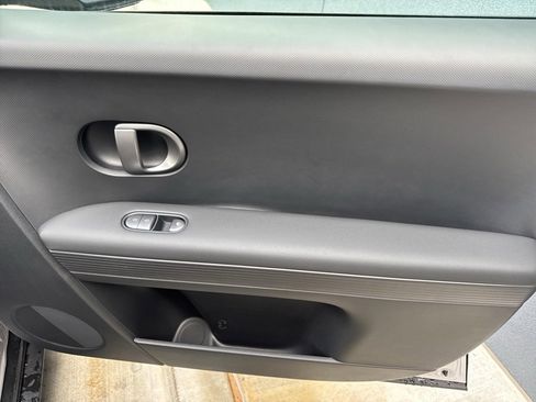 New 2026 Hyundai Ioniq 5 SEL image 17