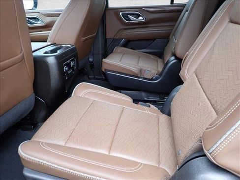 Used 2021 Chevrolet Tahoe High Country image 11