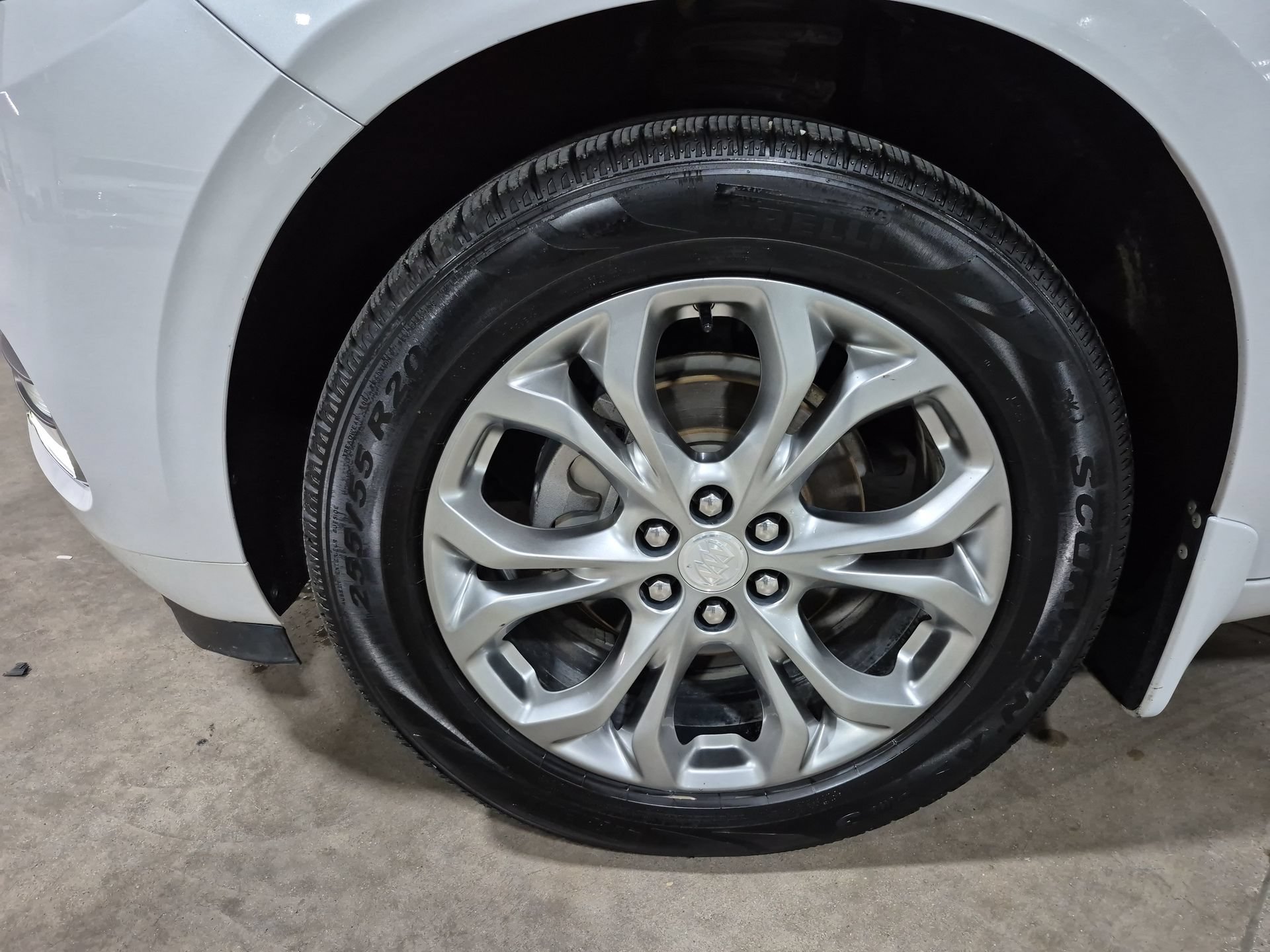 Used 2020 Buick Enclave Avenir w/ Avenir Technology Package AWD/4WD image 34
