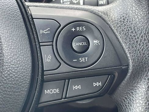 Used 2024 Toyota RAV4 XLE FWD image 23