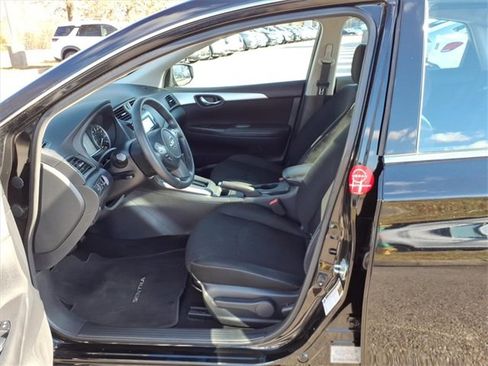 Certified 2019 Nissan Sentra S image 4