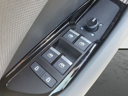 New 2026 Audi Q3 quattro 2.0T image 22