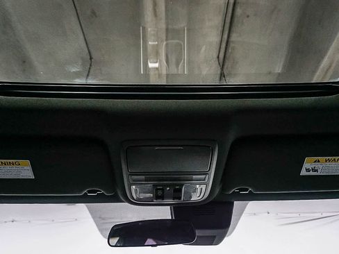 Used 2018 Honda Accord Sport image 13