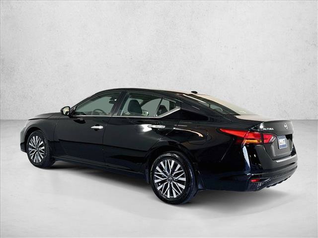 Used 2023 Nissan Altima 2.5 SV AWD/4WD image 7