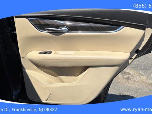 Used 2017 Cadillac XT5 FWD w/ LPO, Wheel Lock Package image 22