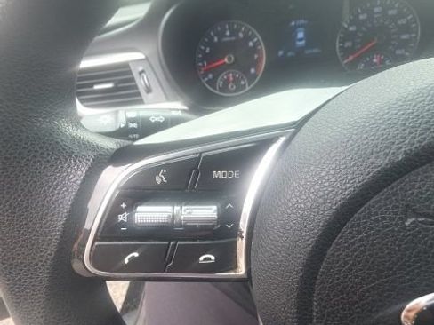 Used 2019 Kia Optima LX FWD image 14